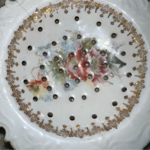 Vintage Floral Ceramic Tea Strainer - Picture 2 of 5